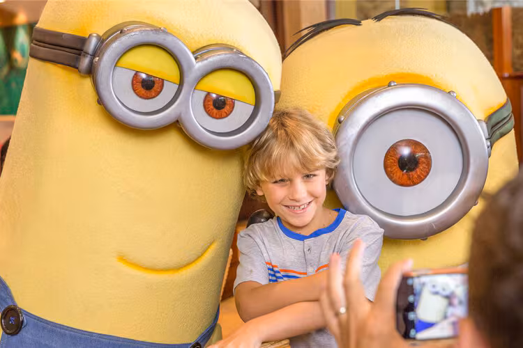 lrpr-despicable-me-character-breakfast-minions-kid-pic-c