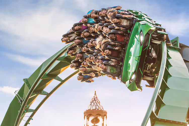 ioa-incredible-hulk-coaster-universal-barrel-roll-c
